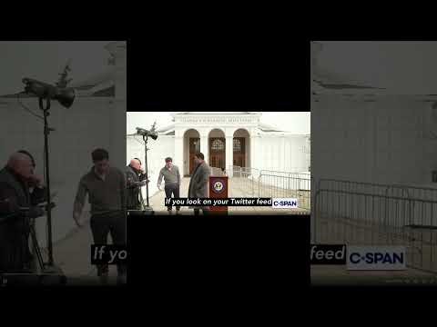 BREAKING: Clinton Upset Over Photo—But Demanded a Public Hearing